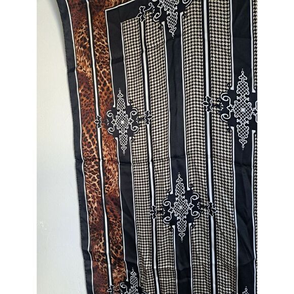 Escada Womens Multicolor Animal Print Silk Neck Warmer Square Scarf One Size - Picture 4 of 6